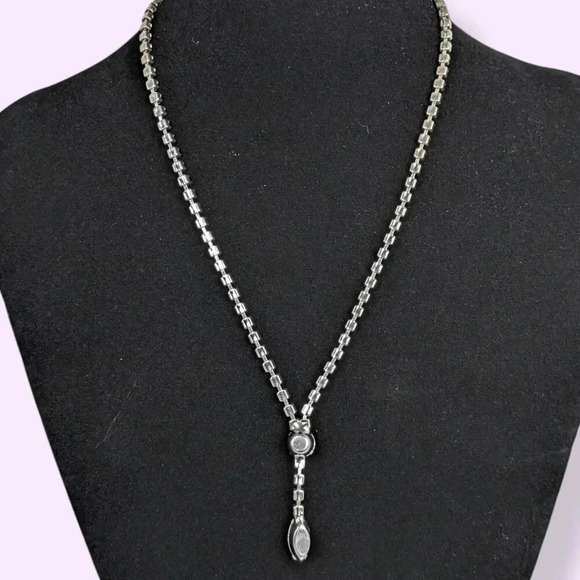 (2/$20) Vintage Rhinestone Lariat Necklace - Picture 4 of 6